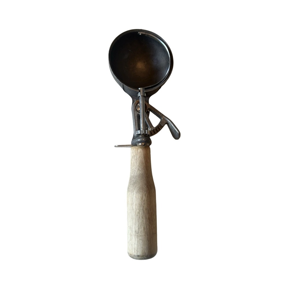 Peerless Antique Ice Cream Scoop Wood Handle Mechanical Thumb Lever Metal Dipper